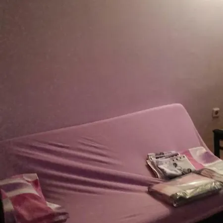 пеневи Pensión *